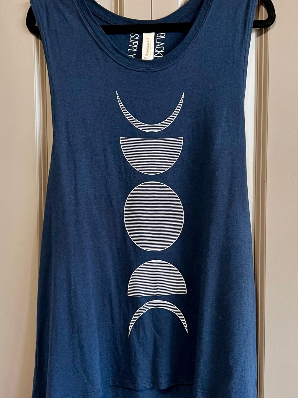 🌸3/$15🌸Black Supply Navy Muscle Tee with Crescent Graphic